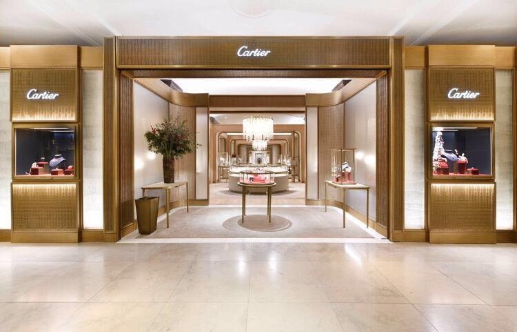 Cartier Heathrow Terminal 5: fine jewelry, watches, accessories at